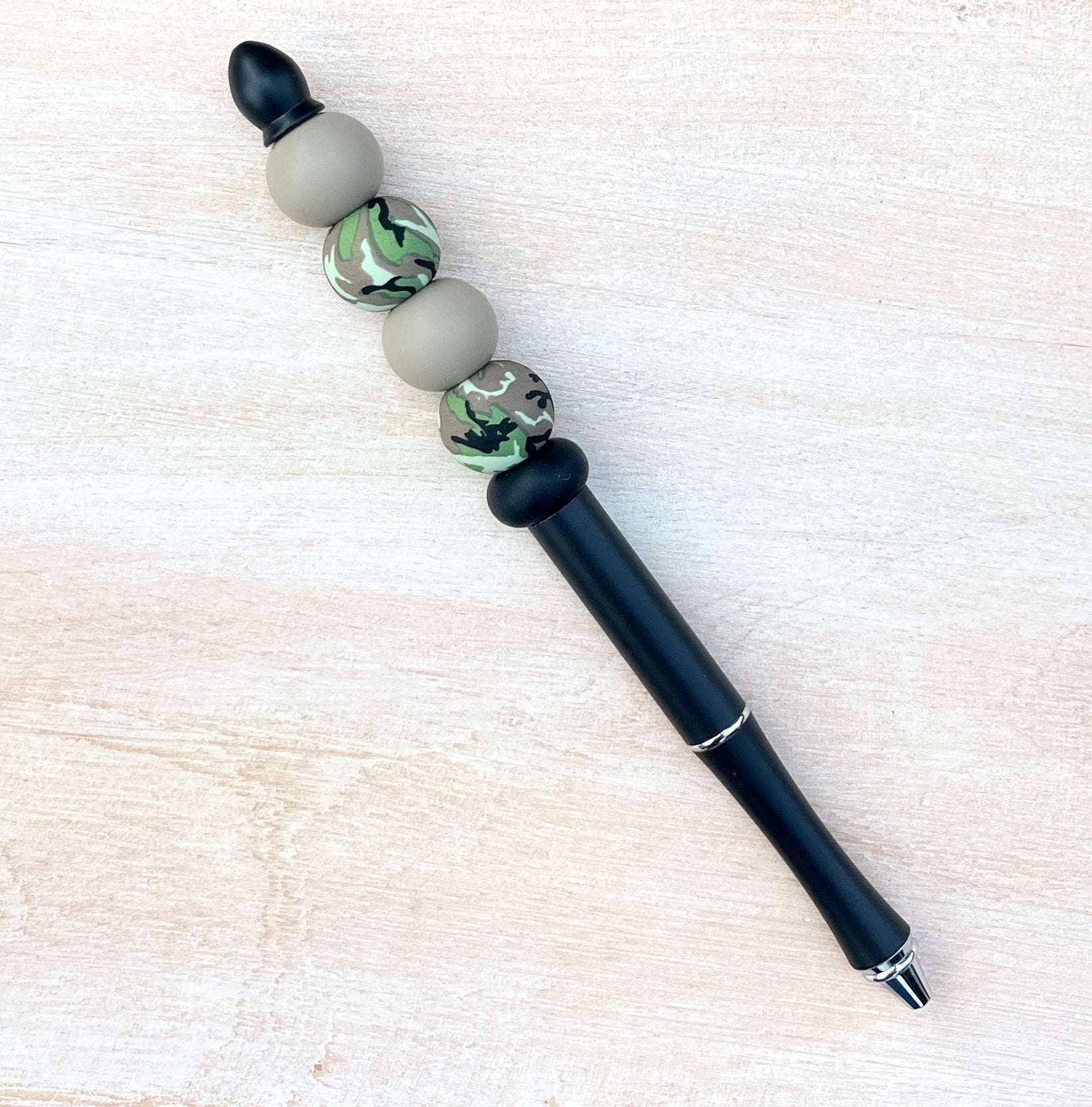 Camo Green & Metal Beaded Pen – Makayla Rose Creations Inc.